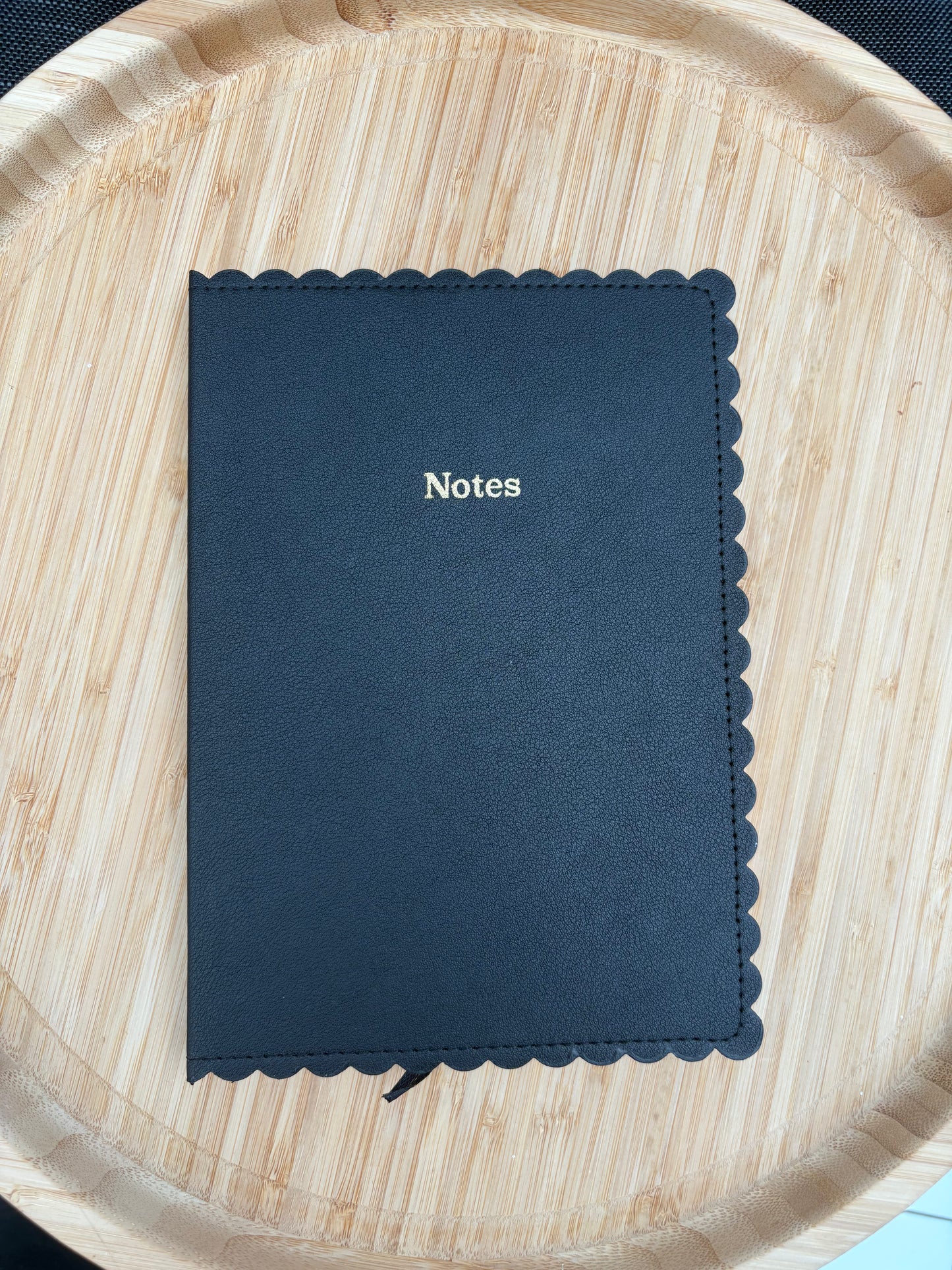 Carnet noir personnalisable en simili cuir LS PERSONNALISATION, couverture rigide et pages lignées