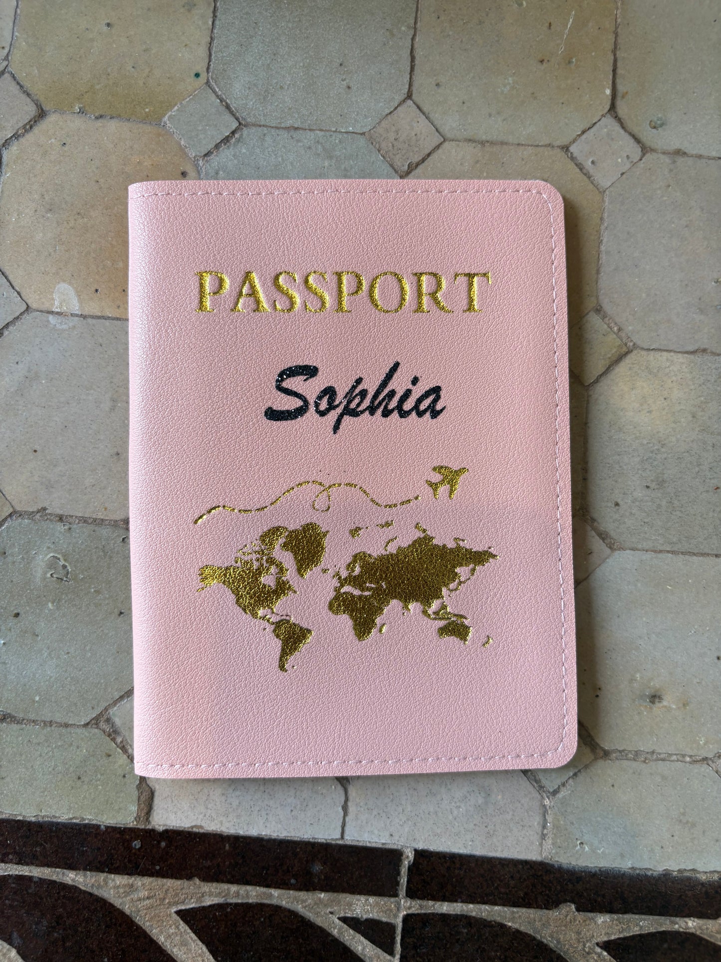 Protège passeport personnalisé avec prénom + étiquette bagage – idée cadeau voyage