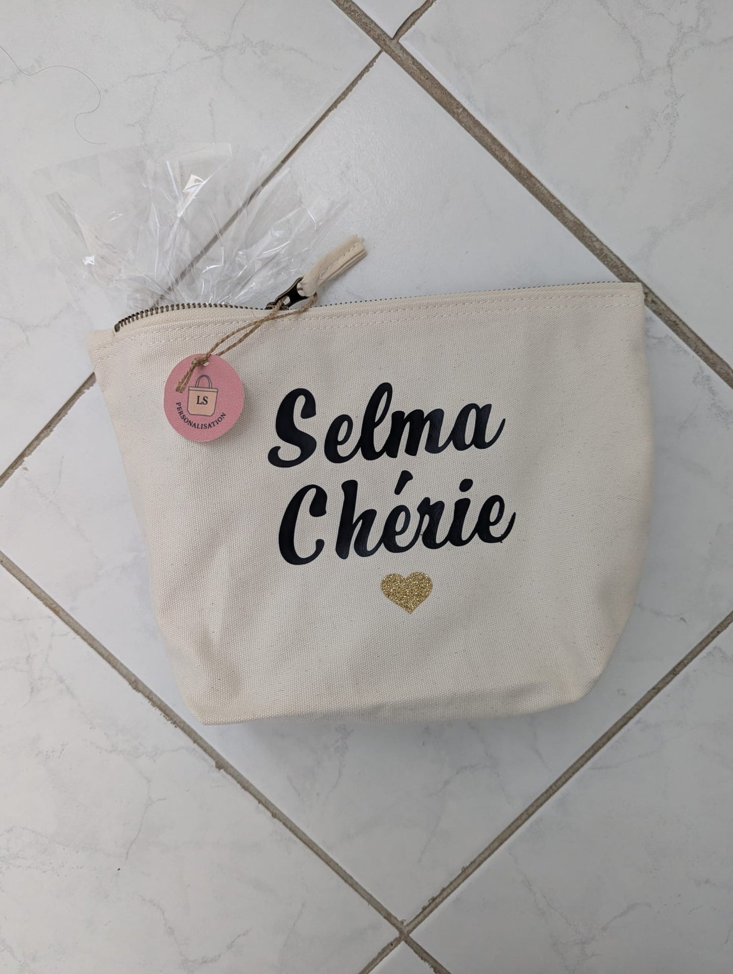 Pochette personnalisée avec prénom et cœur doré cadeau femme